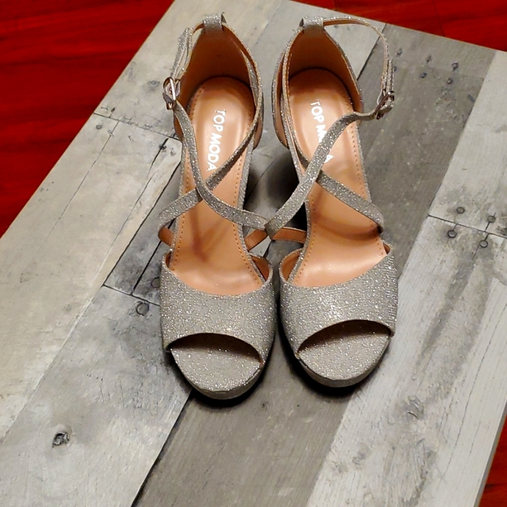 Top Moda silver/glitter Heels size: 6 1/2